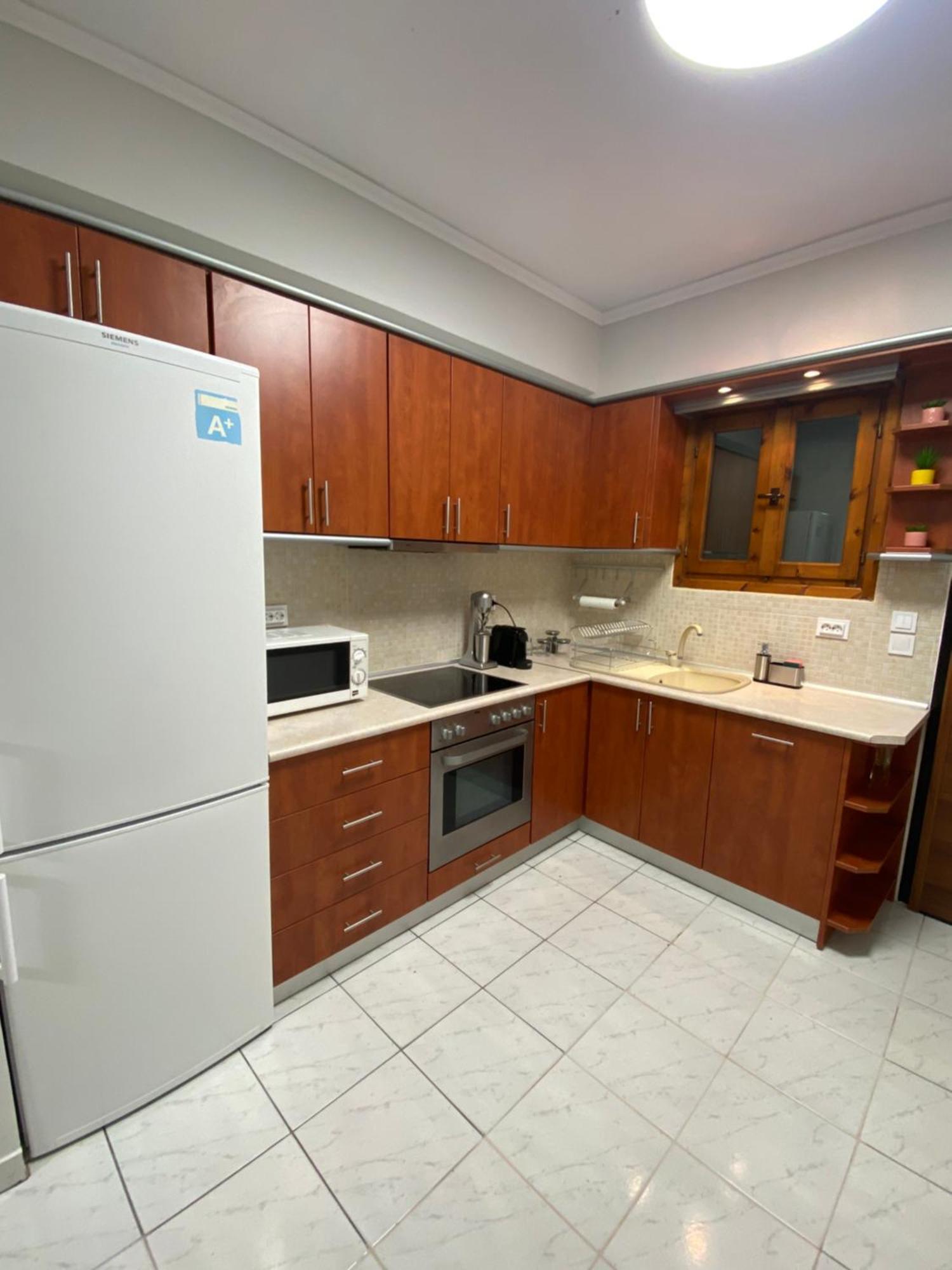Peramore Apartment Néa Péramos Екстериор снимка