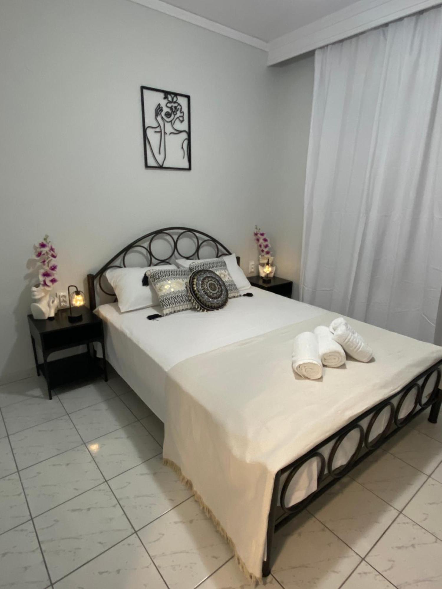 Peramore Apartment Néa Péramos Екстериор снимка