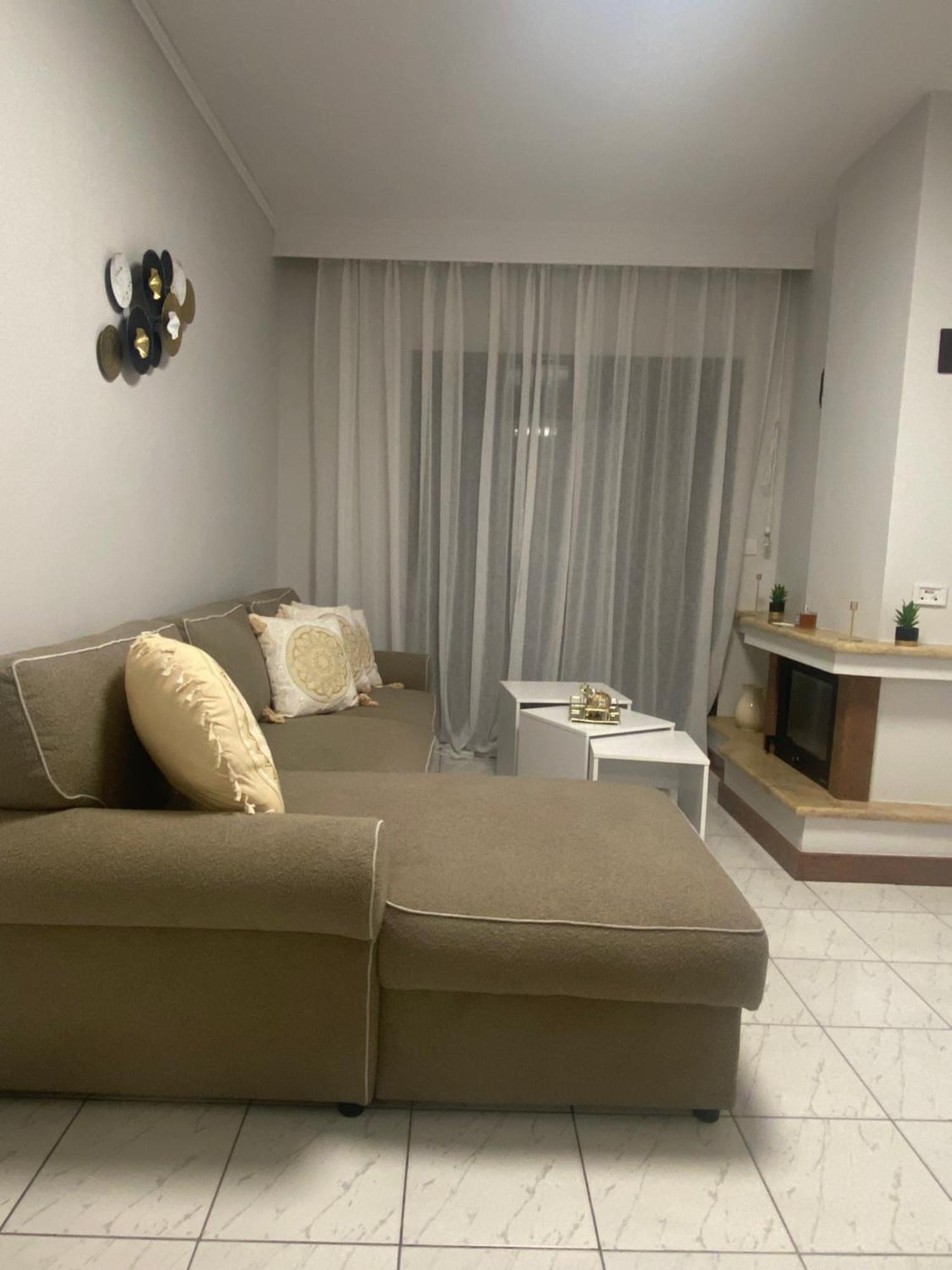 Peramore Apartment Néa Péramos Екстериор снимка